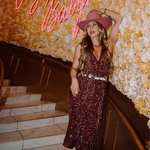 H&M Burgundy Sleeveless Midi Dress